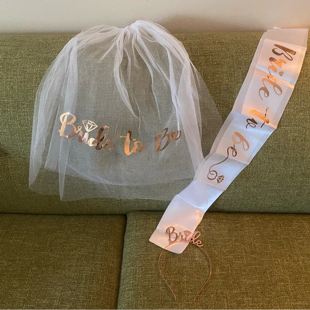 Bride to Be Veil and Sash Set